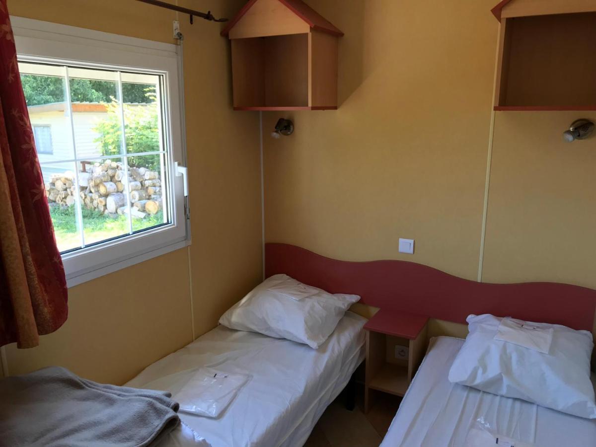 Team Holiday - Camping Le Balcon De Chartreuse Hotel Miribel-les-Echelles Exterior photo