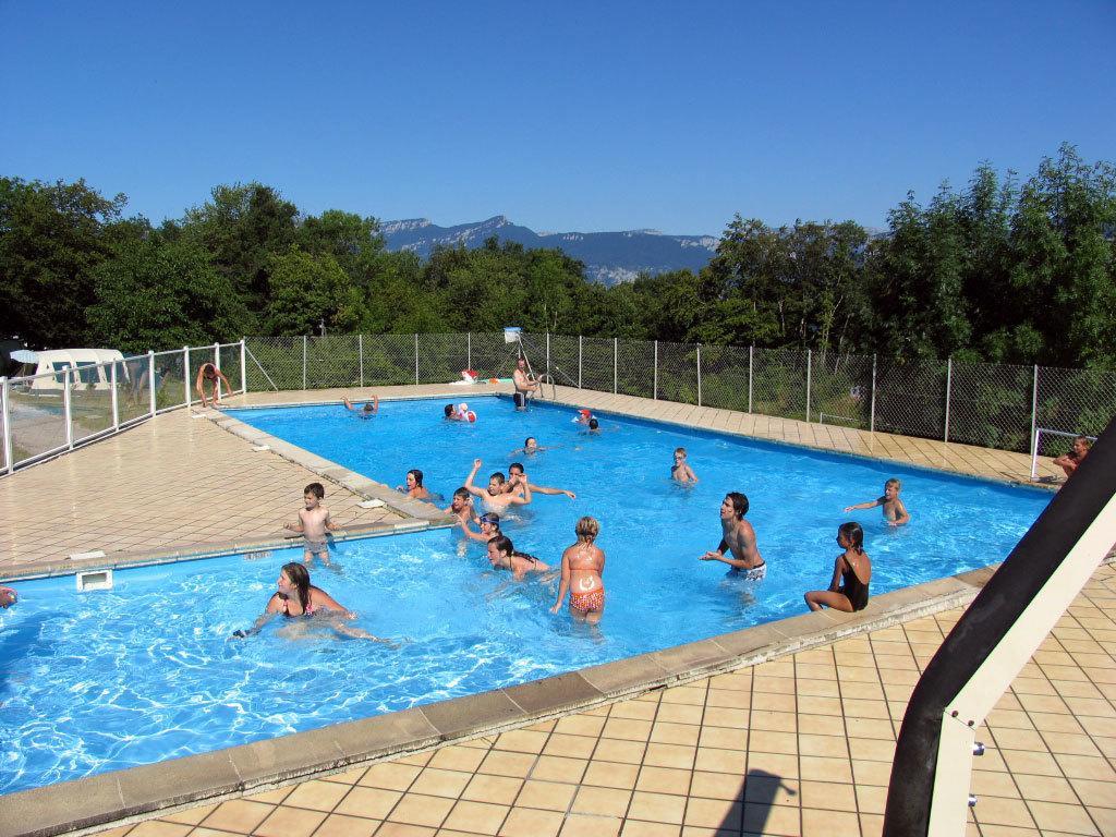 Team Holiday - Camping Le Balcon De Chartreuse Hotel Miribel-les-Echelles Exterior photo