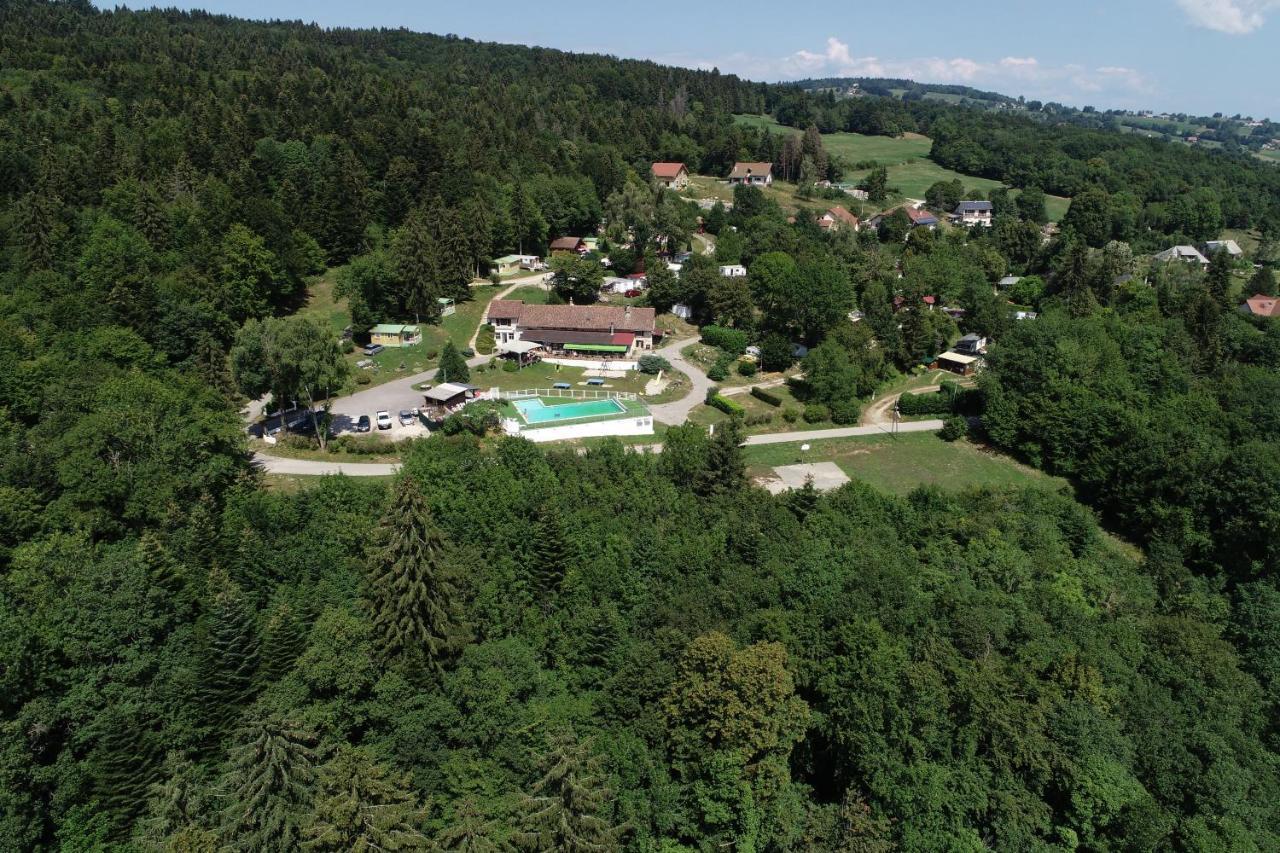 Team Holiday - Camping Le Balcon De Chartreuse Hotel Miribel-les-Echelles Exterior photo